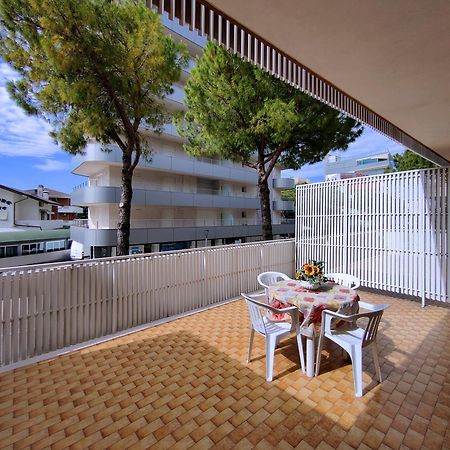 Casa Bivi - Apartments With 1 And 2 Bedrooms - Click Here For More Availabilities Lignano Sabbiadoro Luaran gambar
