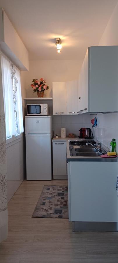 Casa Bivi - Apartments With 1 And 2 Bedrooms - Click Here For More Availabilities Lignano Sabbiadoro Luaran gambar