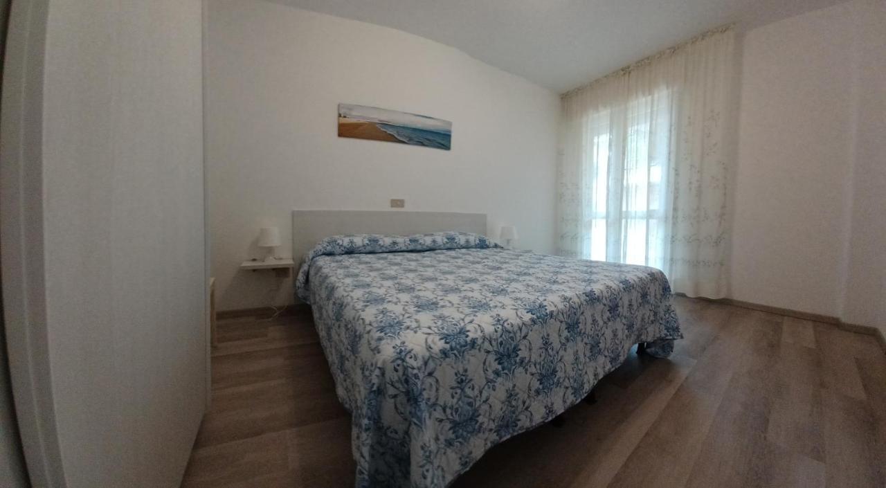 Casa Bivi - Apartments With 1 And 2 Bedrooms - Click Here For More Availabilities Lignano Sabbiadoro Luaran gambar