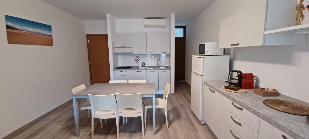 Casa Bivi - Apartments With 1 And 2 Bedrooms - Click Here For More Availabilities Lignano Sabbiadoro Luaran gambar