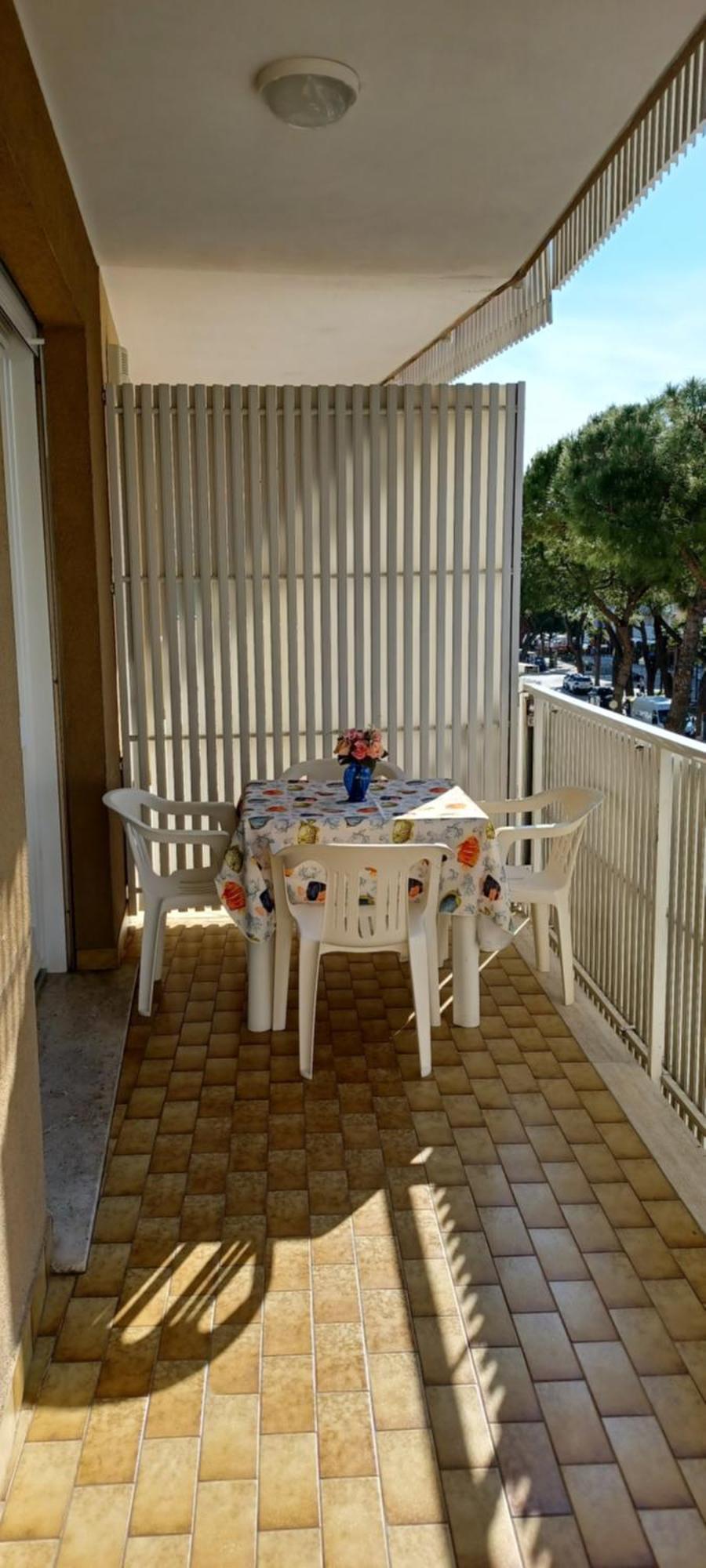 Casa Bivi - Apartments With 1 And 2 Bedrooms - Click Here For More Availabilities Lignano Sabbiadoro Luaran gambar