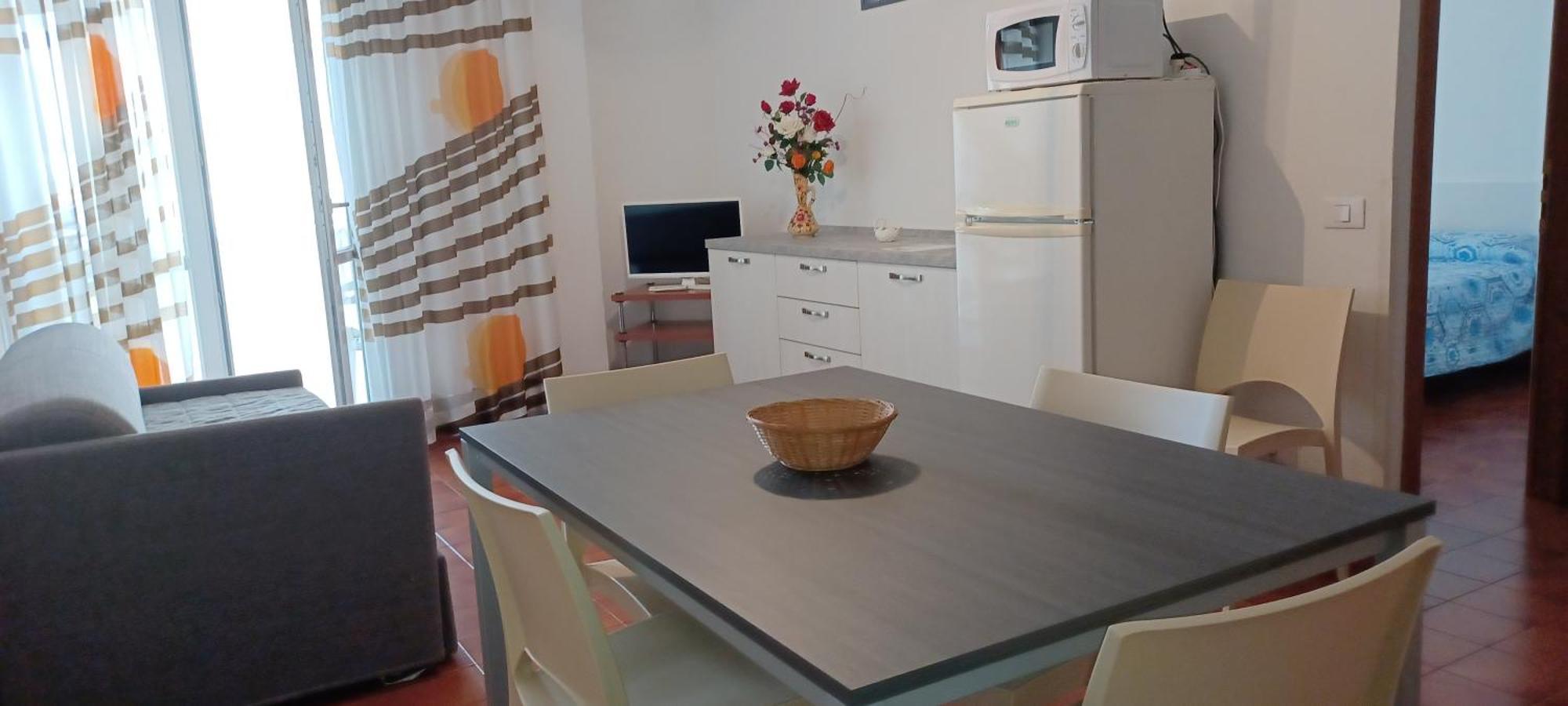 Casa Bivi - Apartments With 1 And 2 Bedrooms - Click Here For More Availabilities Lignano Sabbiadoro Luaran gambar