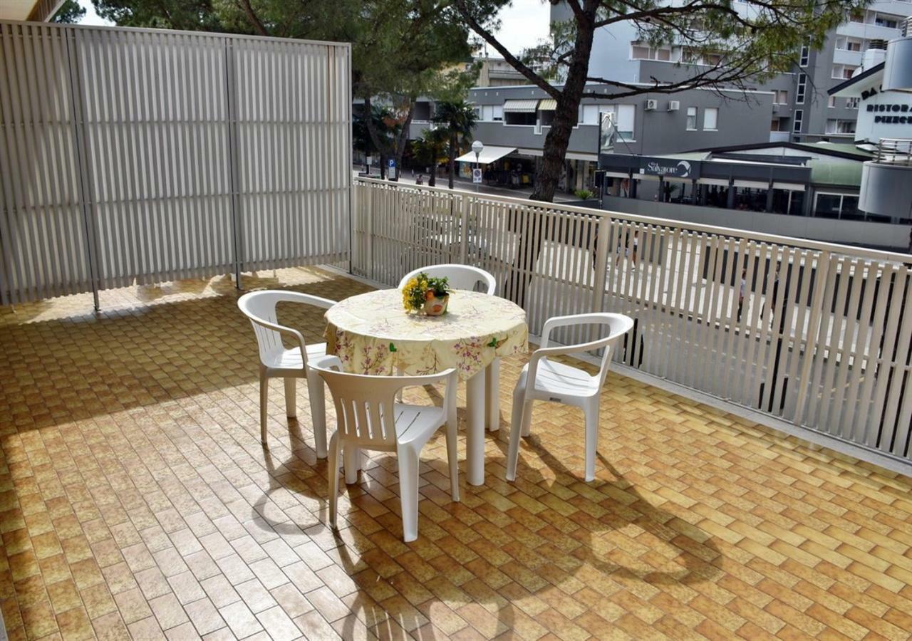 Casa Bivi - Apartments With 1 And 2 Bedrooms - Click Here For More Availabilities Lignano Sabbiadoro Luaran gambar